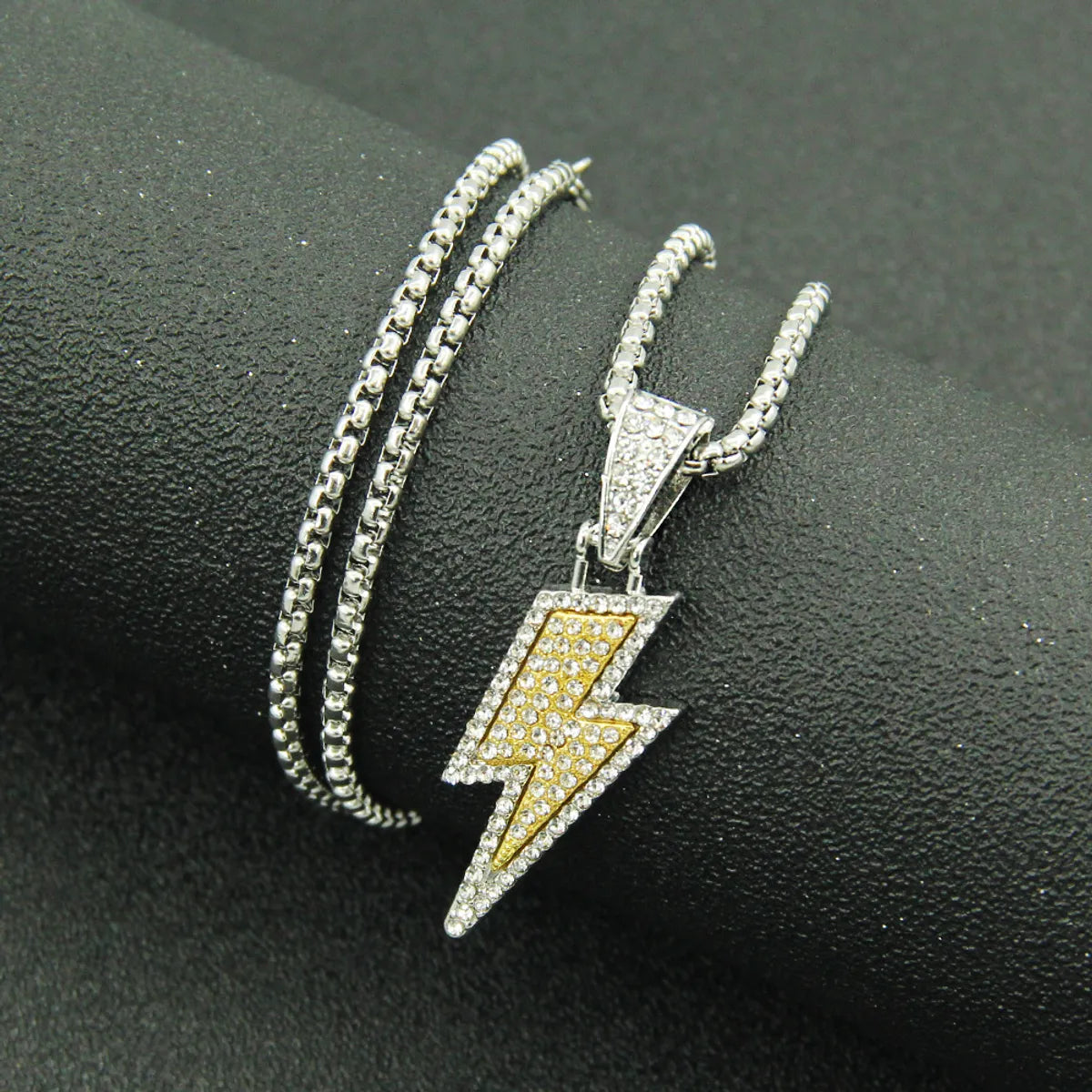 Full Rhinestone Two-tone Lightning Pendant Necklace Niche Long Sweater Chain