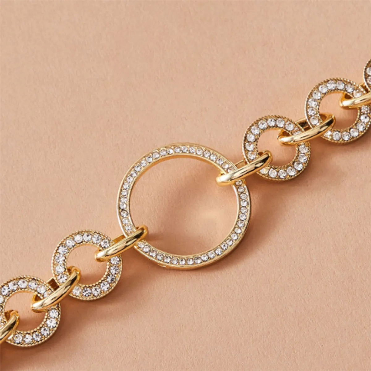 Glam Circle Alloy Inlay Rhinestones Women's Bracelets