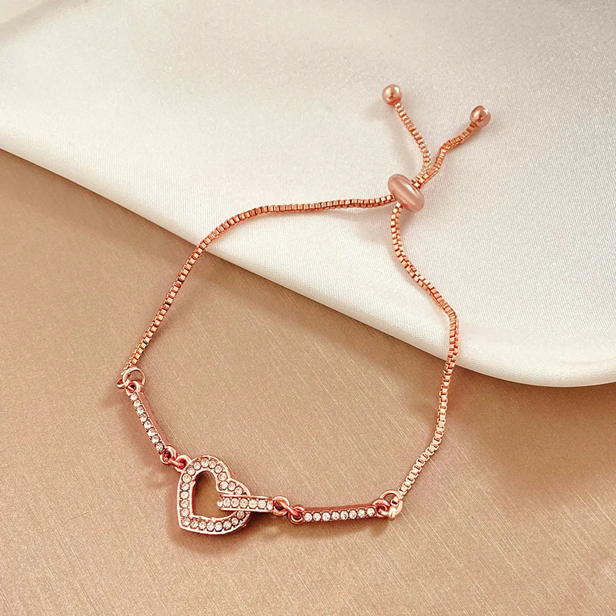 Glam Heart Shape Metal Plating Artificial Pearls Rhinestones Women'S Bracelets