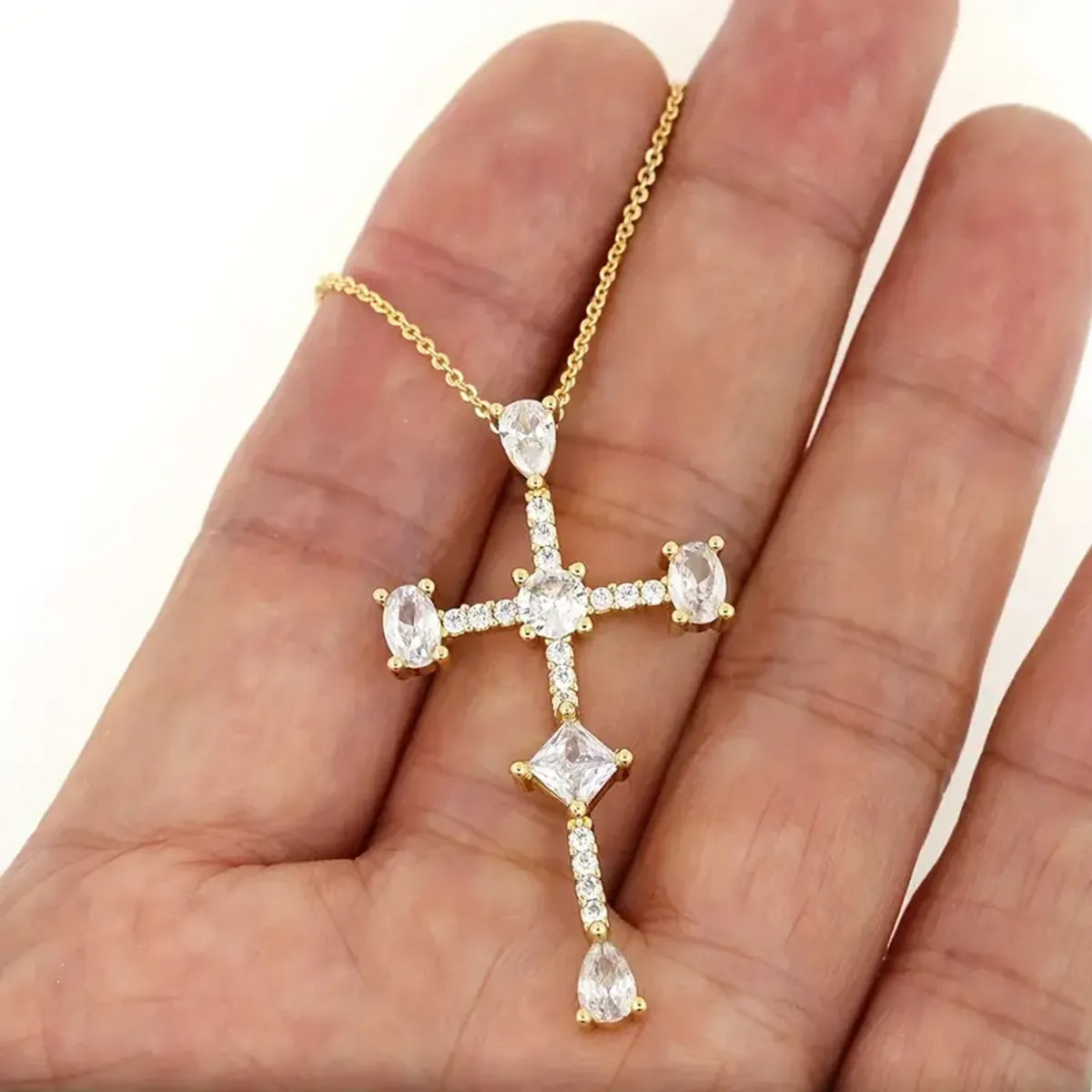 Glam Lady Shiny Cross Copper Plating Inlay Zircon 18k Gold Plated Pendant Necklace