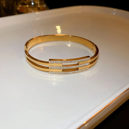 Glam Luxurious Classic Style Geometric 304 Stainless Steel 18K Gold Plated Rhinestones Bangle In Bulk