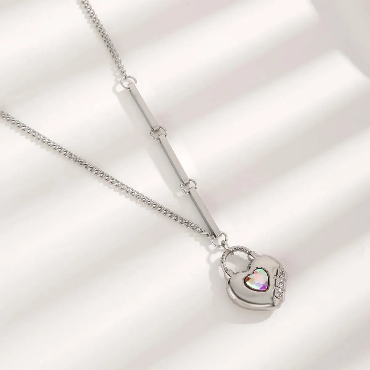 Glam Luxurious Round Heart Shape Titanium Steel Plating Inlay Zircon Pendant Necklace