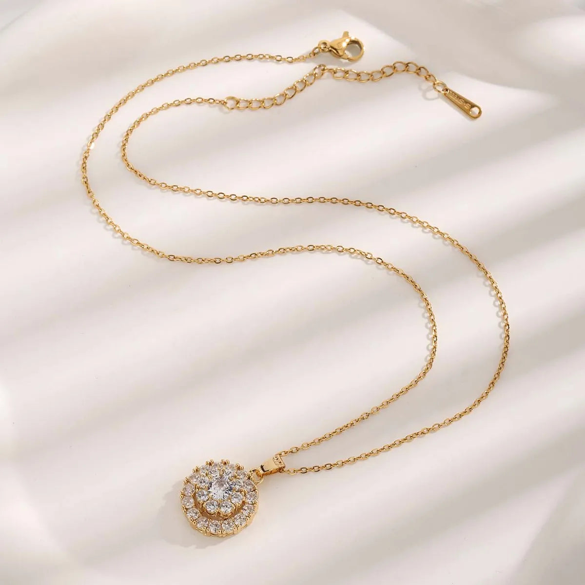 Copper 18K Gold Plated Glam Luxurious Simple Style Plating Inlay Flower Zircon Pendant Necklace