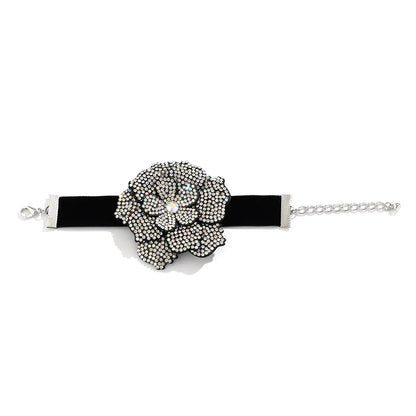 Glam Retro Exaggerated Flower Cloth Inlay Rhinestones Women's Bracelets Necklace