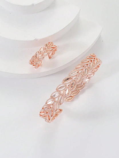 Glam Retro Luxurious Leaf Copper 18k Gold Plated Zircon Rings Bracelets In Bulk