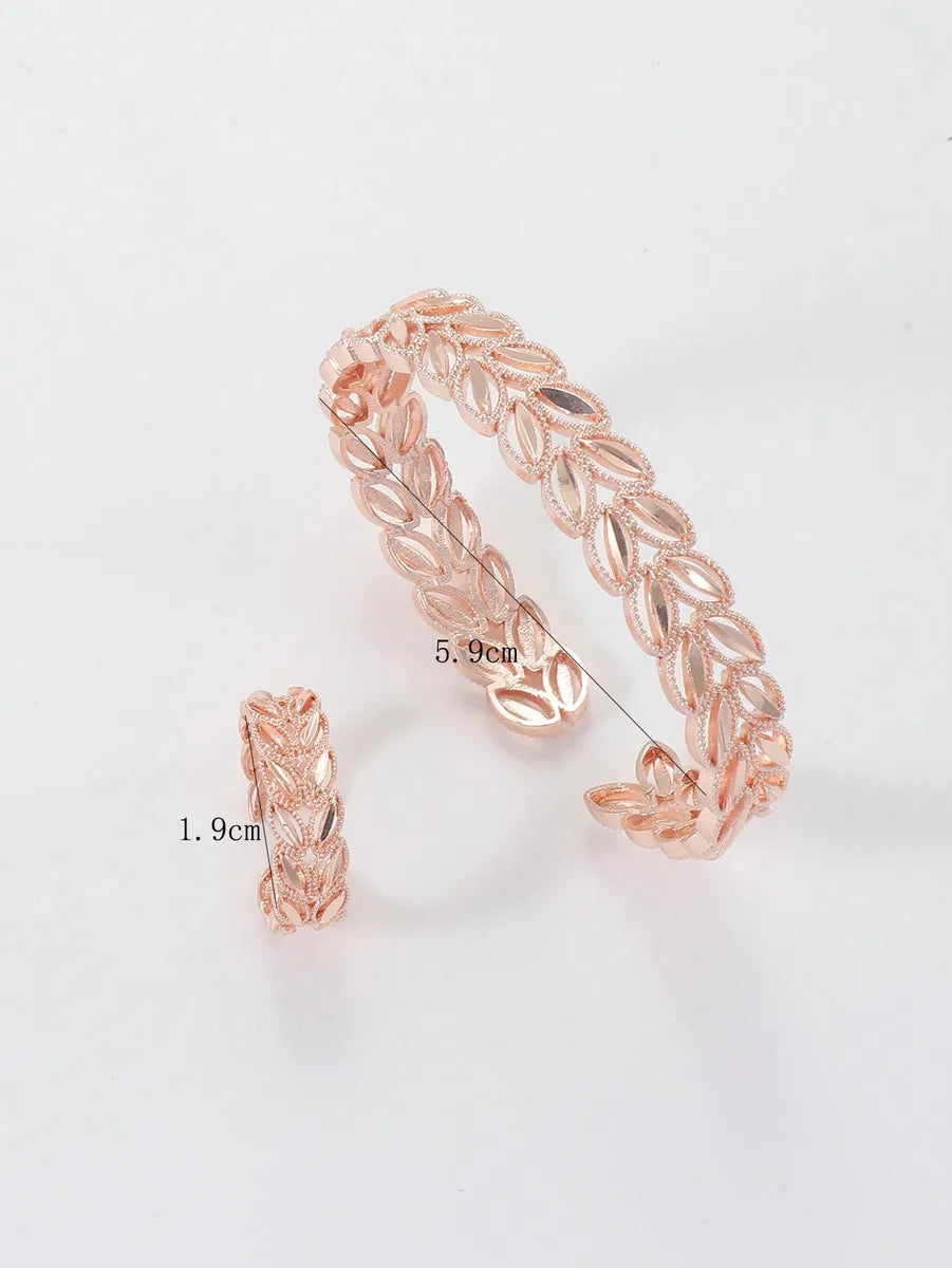 Glam Retro Luxurious Leaf Copper 18k Gold Plated Zircon Rings Bracelets In Bulk