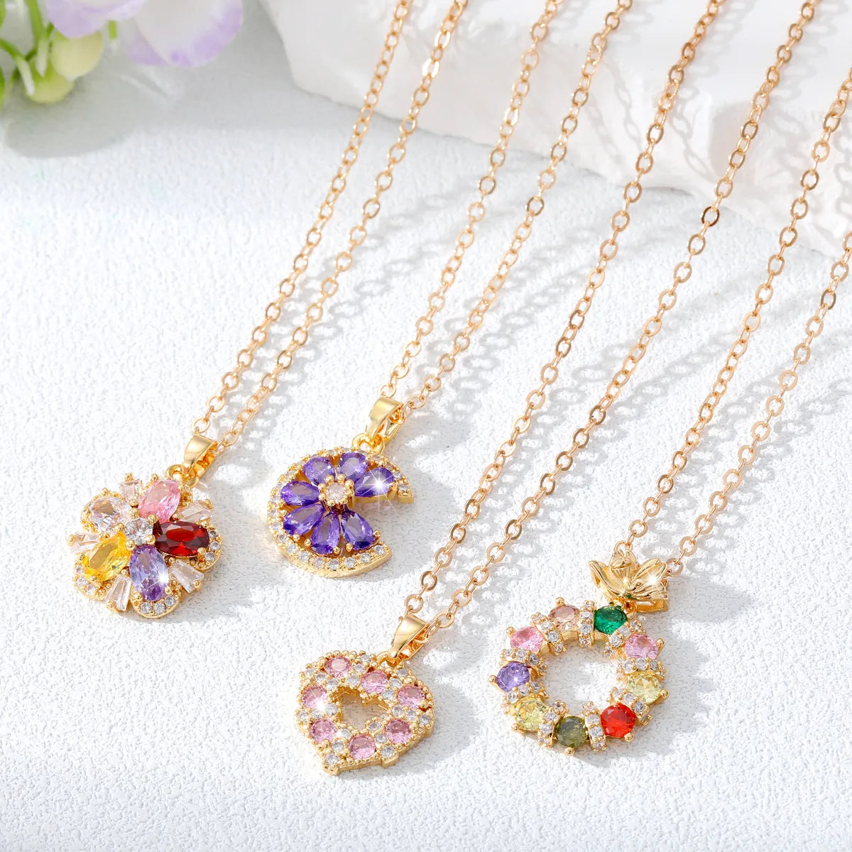 Glam Round Heart Shape Flower Alloy Inlay Zircon Women'S Pendant Necklace