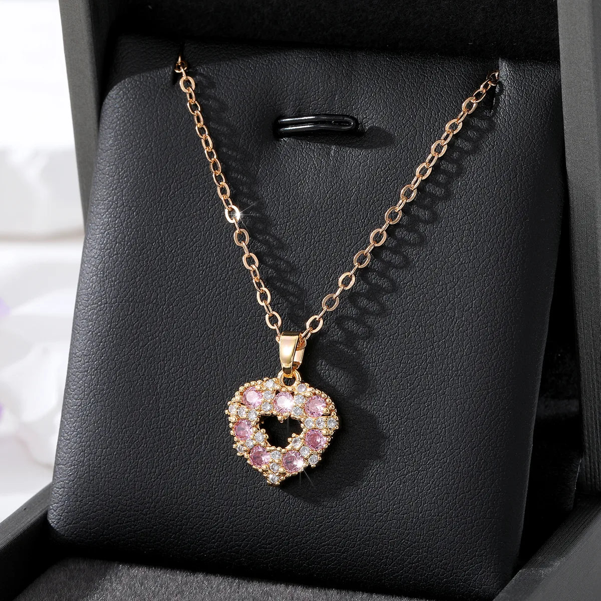 Glam Round Heart Shape Flower Alloy Inlay Zircon Women'S Pendant Necklace