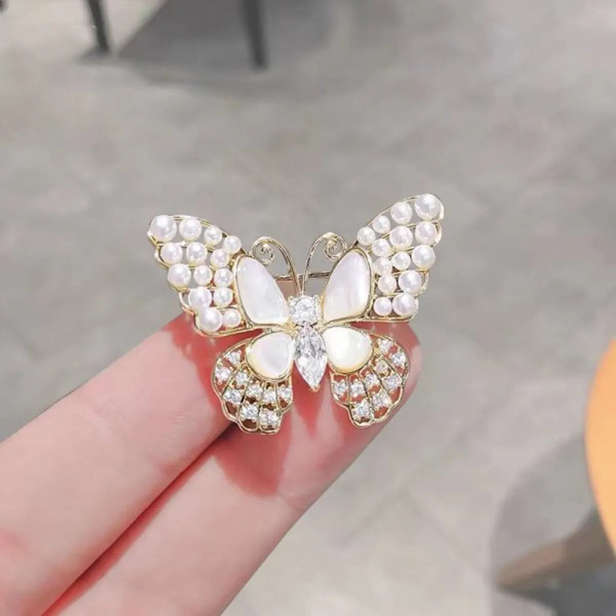 Glam Shiny Butterfly Bird Alloy Plating Inlay Artificial Pearls Rhinestones Unisex Brooches