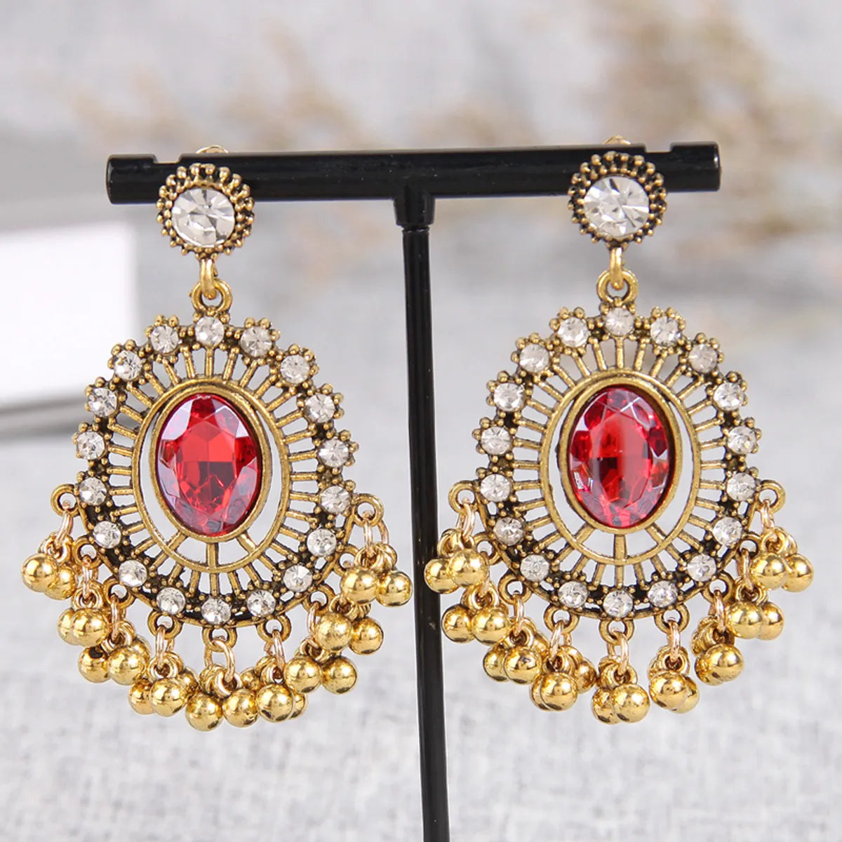 Glam Vintage Style Oval Alloy Inlay Rhinestones Women's Drop Earrings