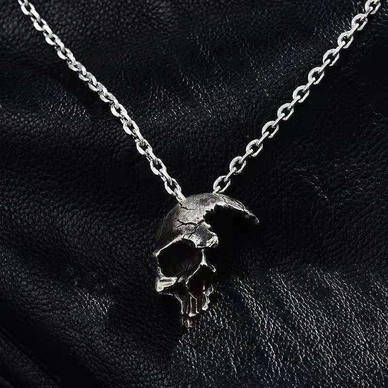 Gothic Half Skull Necklace Nhll128070