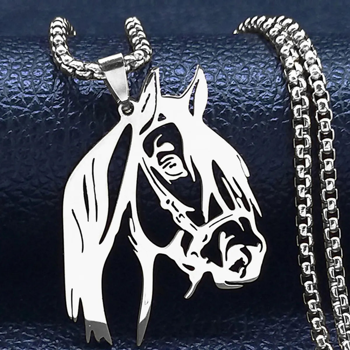 Gothic Punk British Style Animal 304 Stainless Steel Hollow Out Gold Plated Unisex Pendant Necklace