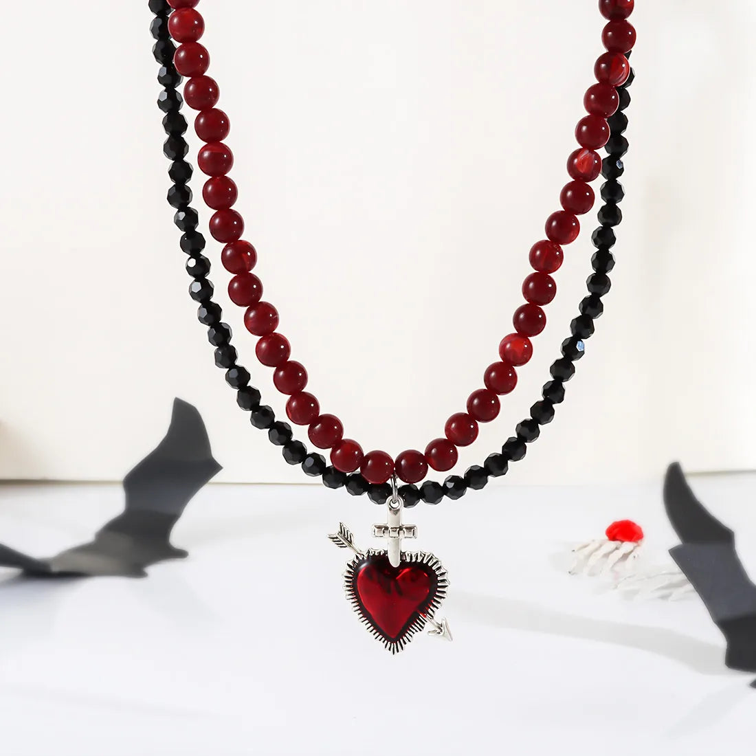 Gothic Retro Heart Shape Plastic Wholesale Pendant Necklace