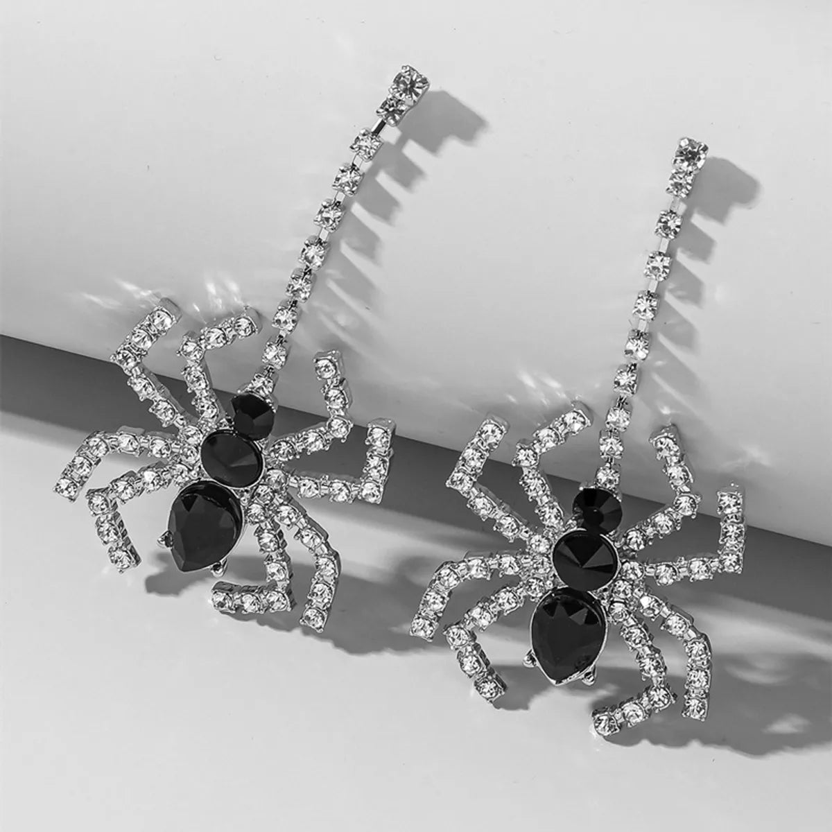 Gothic Spider Metal Inlay Rhinestones Women's Drop Earrings 1 Pair