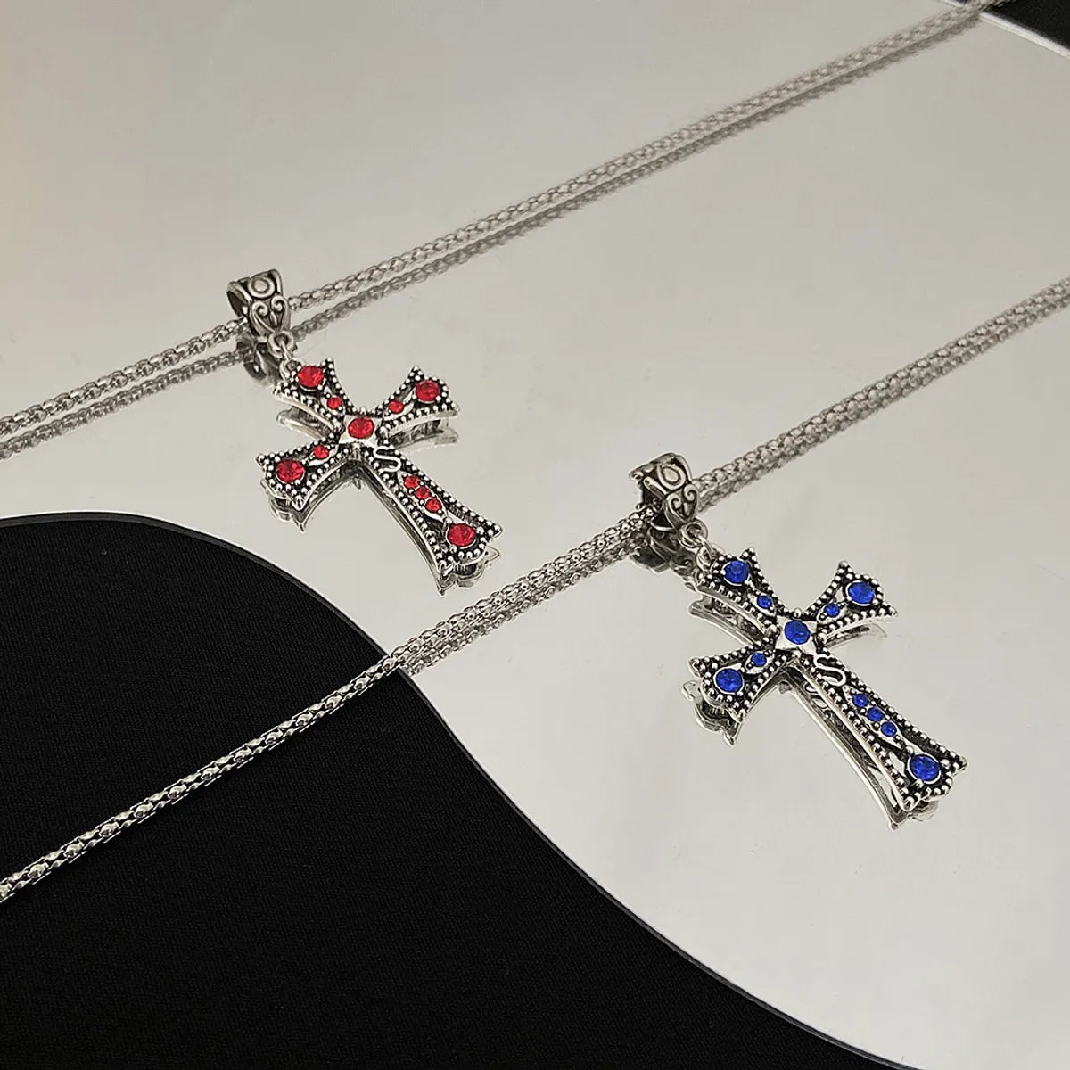 Gothic Vintage Style Cross Alloy Plating Inlay Zircon 14k Gold Plated Unisex Pendant Necklace