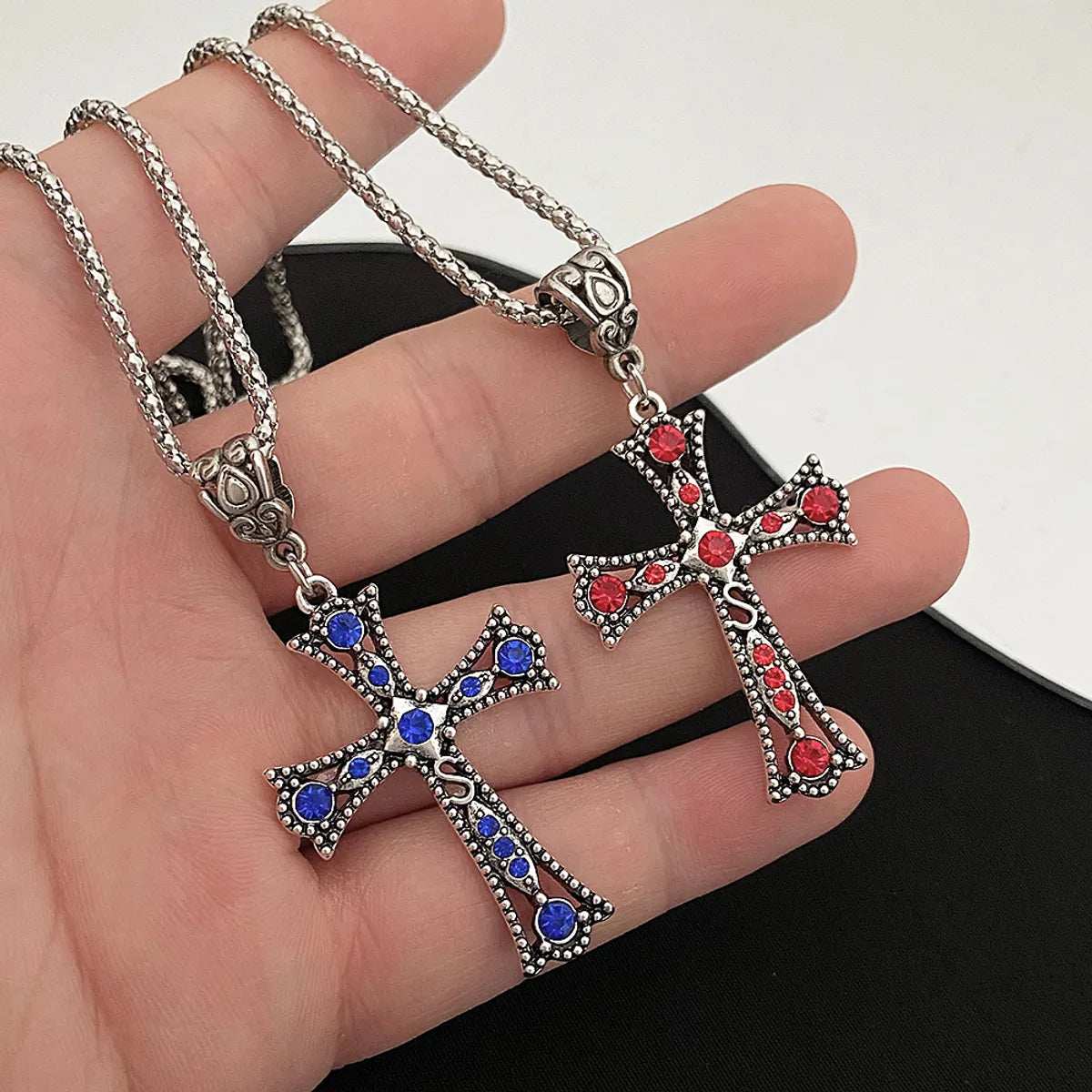 Gothic Vintage Style Cross Alloy Plating Inlay Zircon 14k Gold Plated Unisex Pendant Necklace