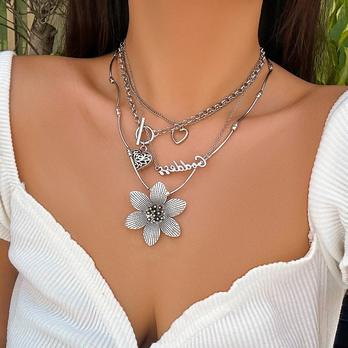 Gothic Vintage Style Punk Letter Heart Shape Flower Alloy Iron Copper Layered Women's Necklace