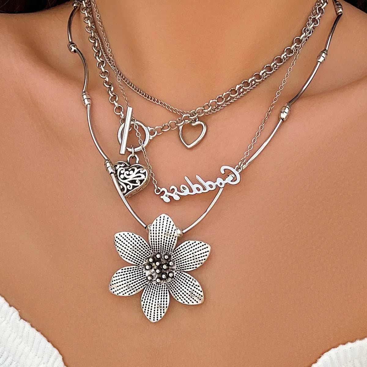 Gothic Vintage Style Punk Letter Heart Shape Flower Alloy Iron Copper Layered Women's Necklace