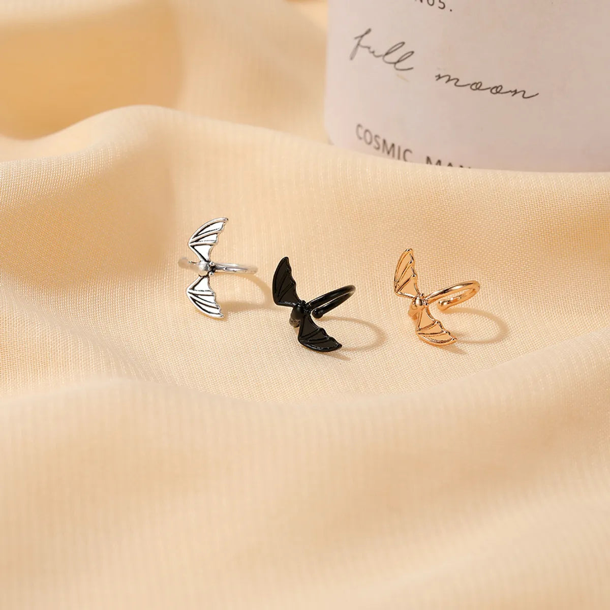 Halloween Retro Bat Ear Clipsimple Wings Ear Bone Clip Gothic Earrings