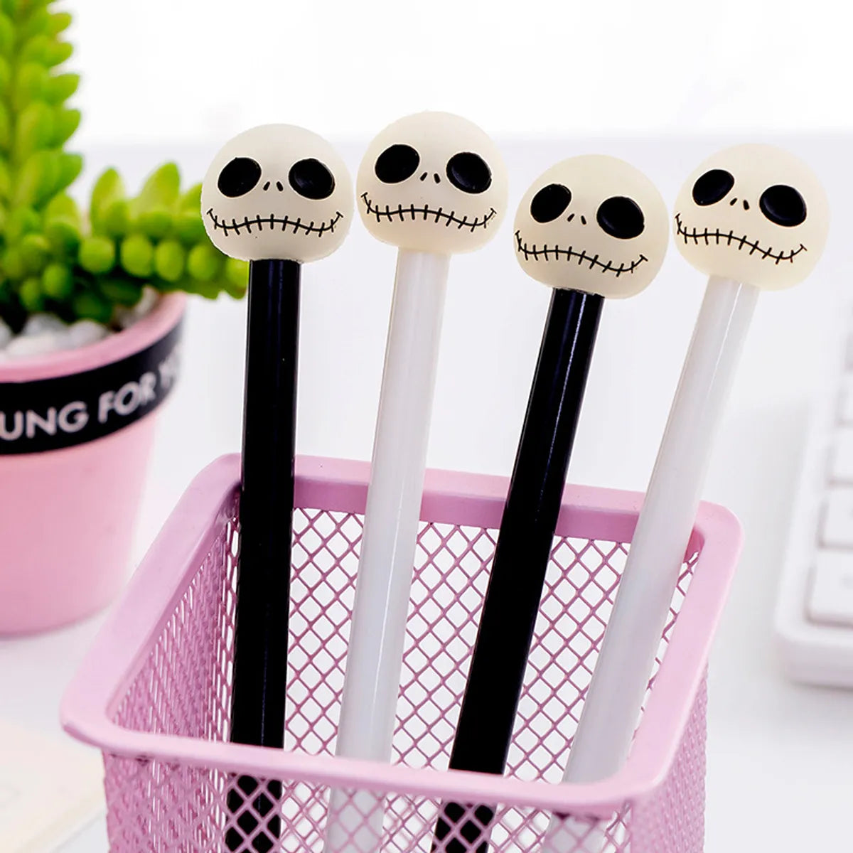 Halloween Skull Shape Funny Simple Gel Pen