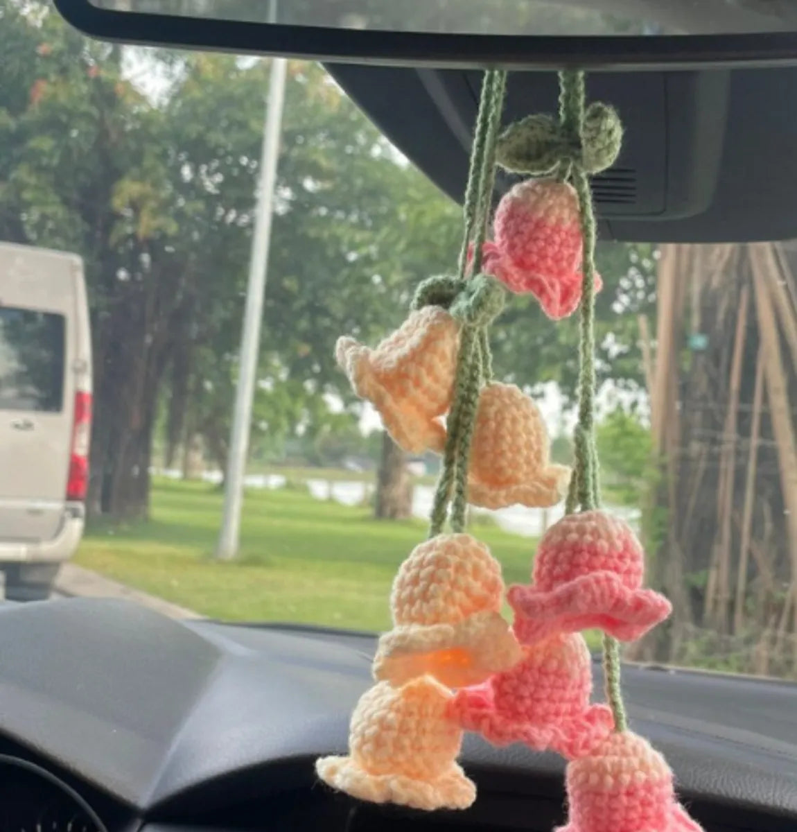 Hand-Crocheted Chlorophytum Potted Yarn Car Rearview Mirror Creative Ornament