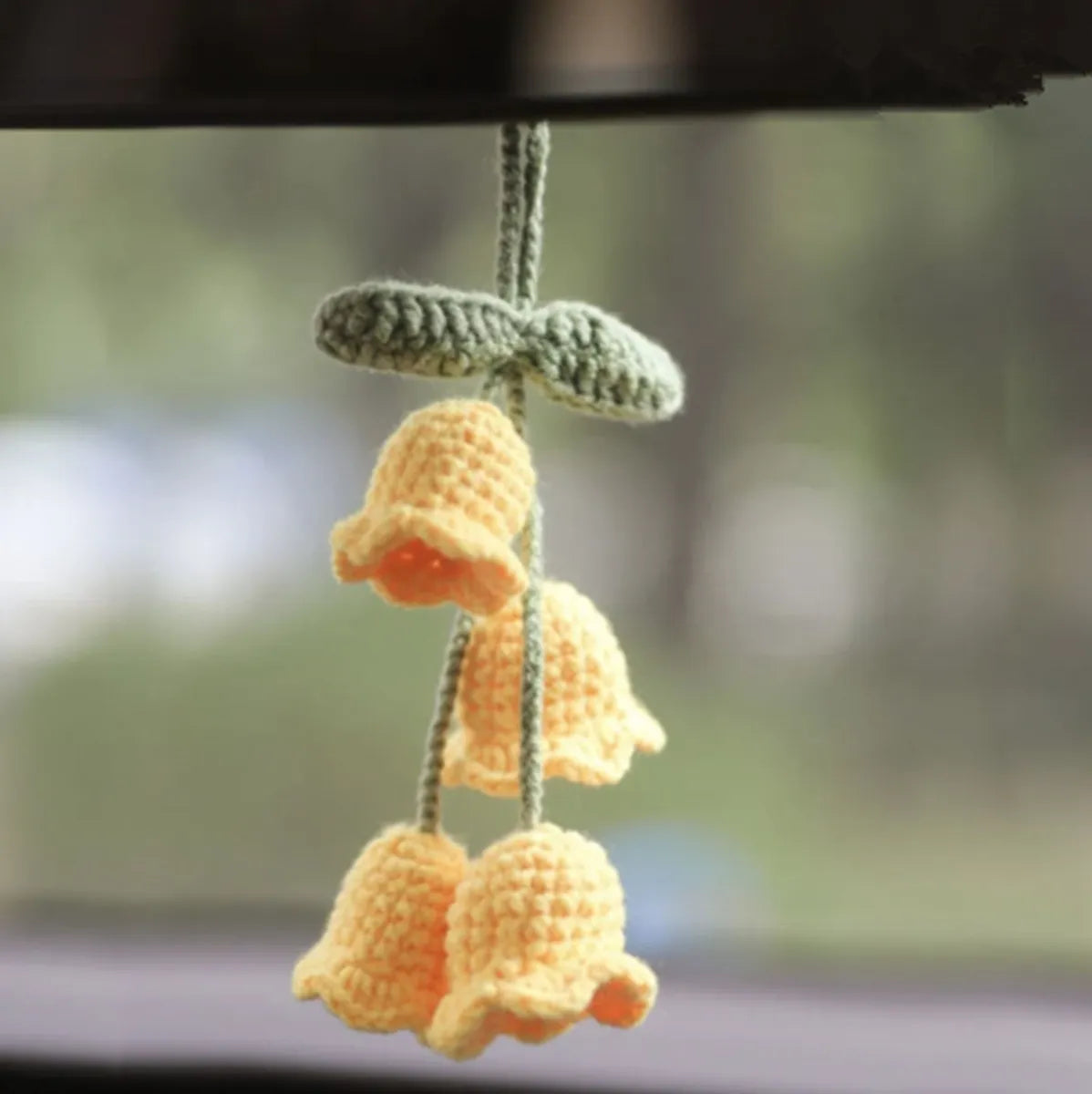 Hand-Crocheted Chlorophytum Potted Yarn Car Rearview Mirror Creative Ornament