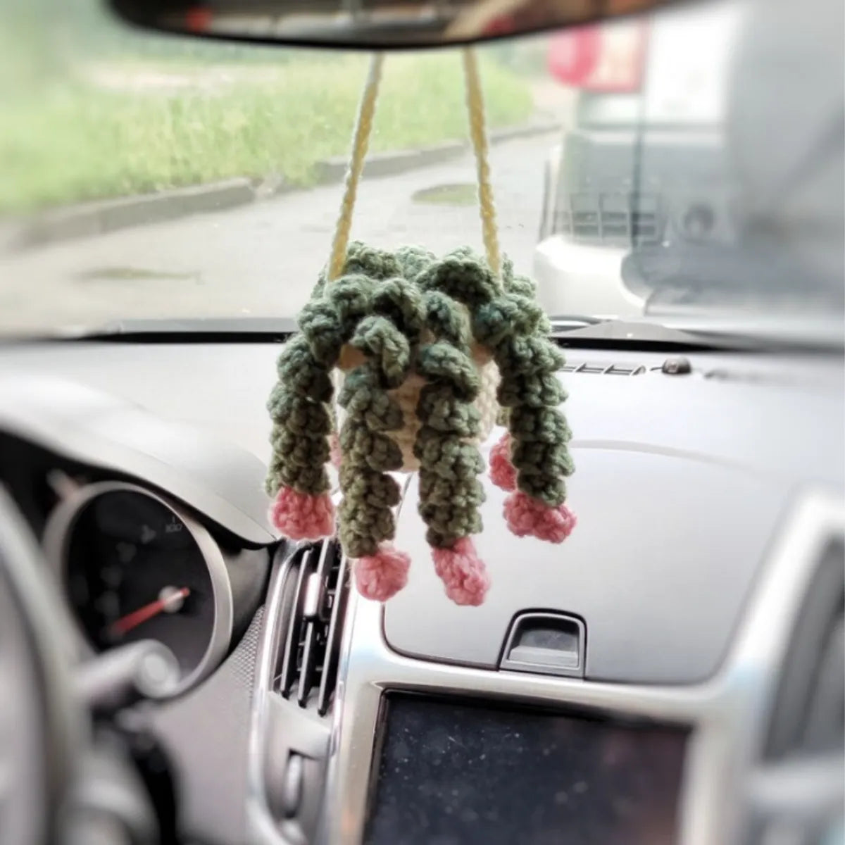 Hand-Crocheted Chlorophytum Potted Yarn Car Rearview Mirror Creative Ornament