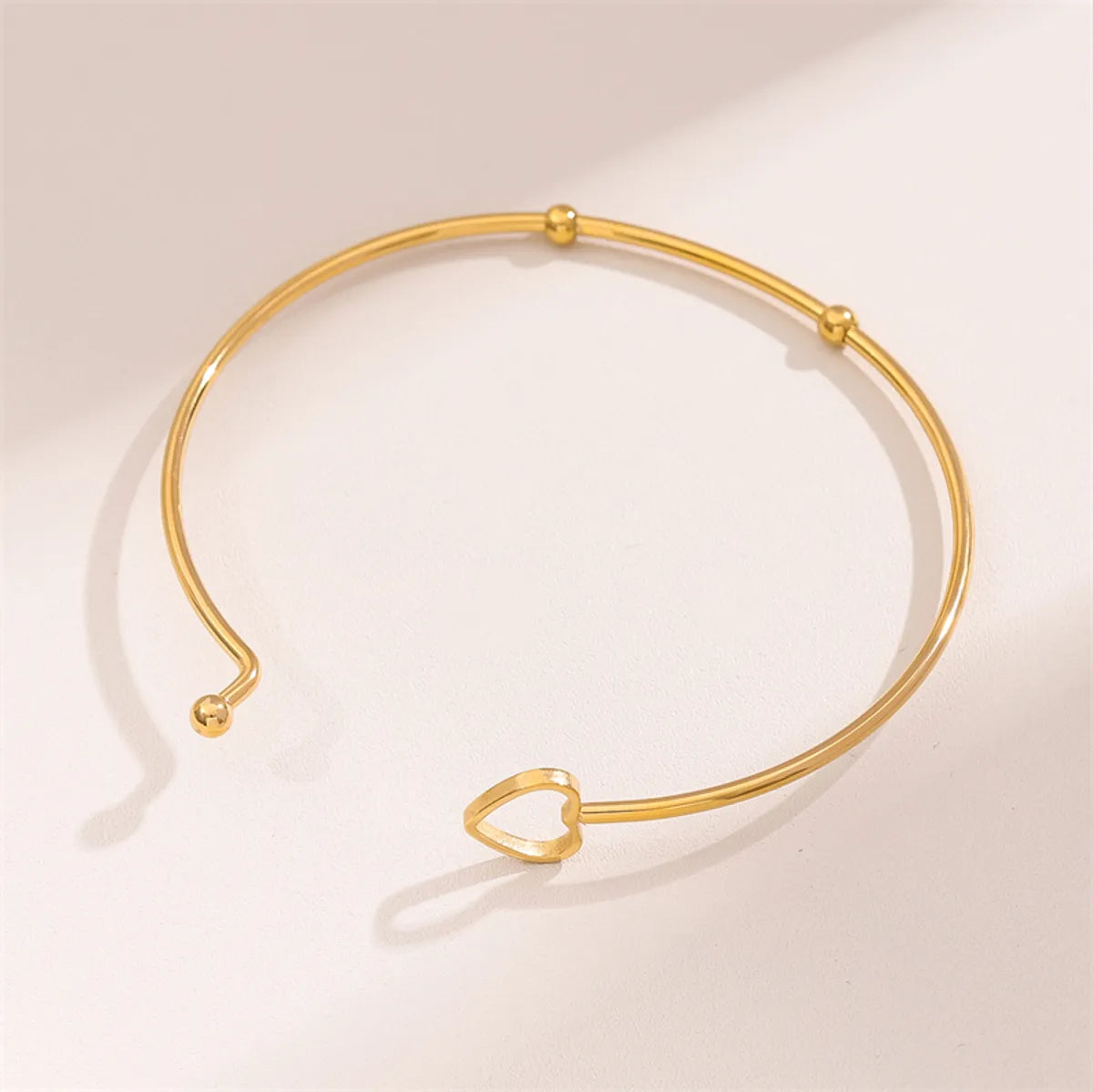 Handmade Solid Color Heart Shape Knot Stainless Steel 18K Gold Plated Bangle In Bulk