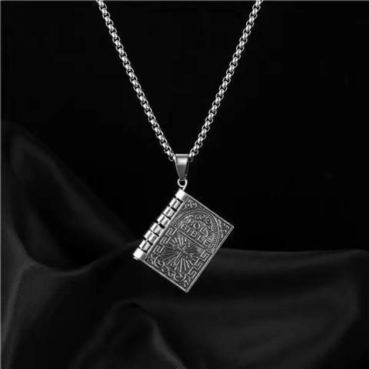 Hip-Hop Cross Letter Alloy Plating Men'S Pendant Necklace