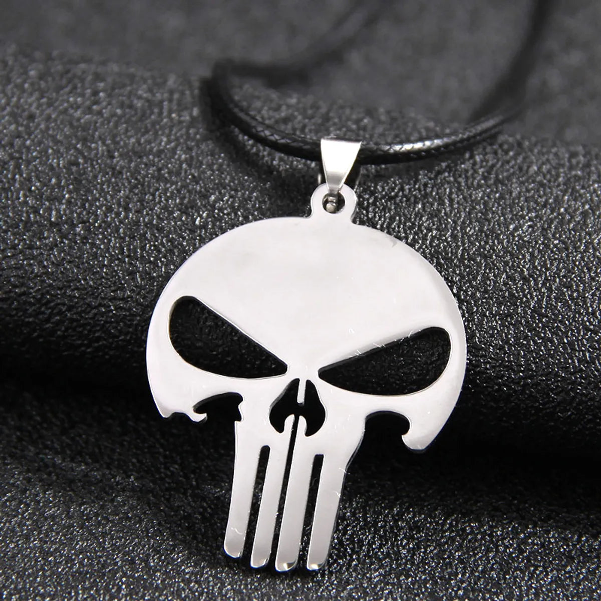 Hip-Hop Guitar Skull Stainless Steel Men'S Pendant Necklace