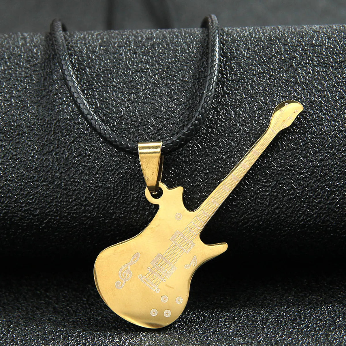 Hip-Hop Guitar Skull Stainless Steel Men'S Pendant Necklace