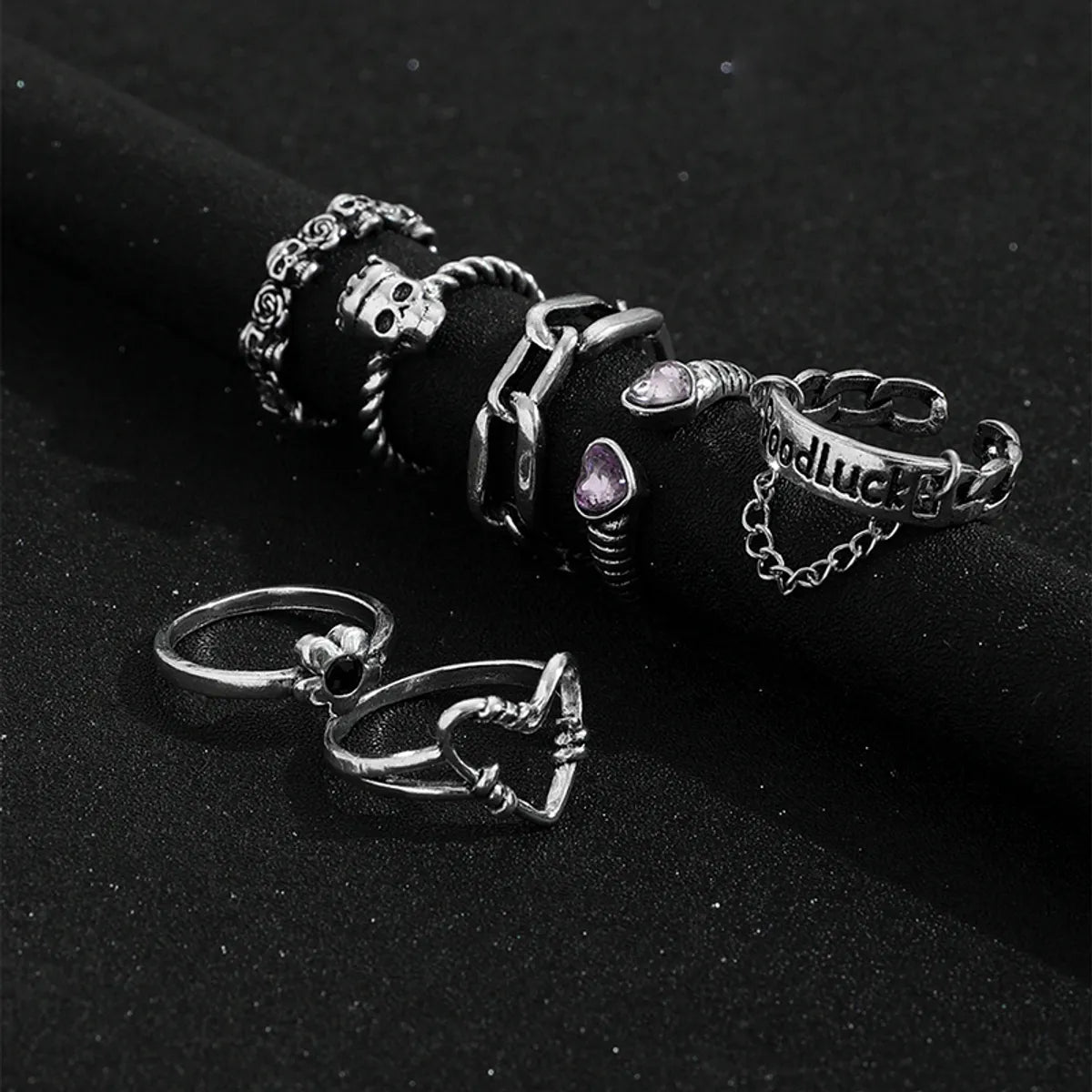 Hip-Hop Heart Shape Rose Skull Alloy Inlay Rhinestone Rings