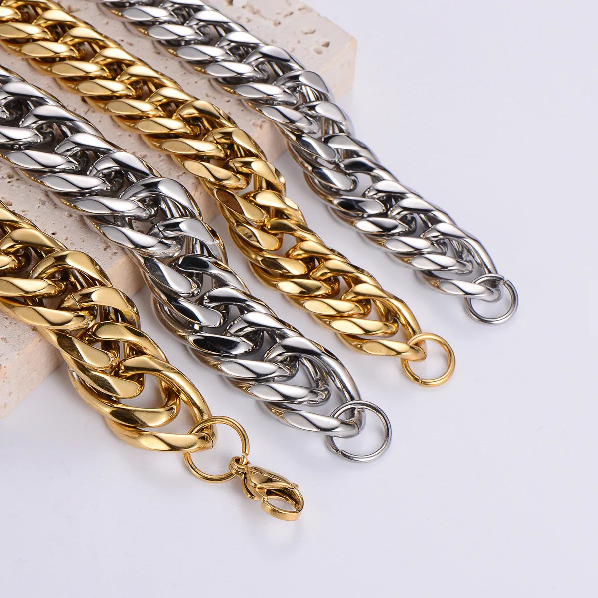 Hip-Hop Oversized Solid Color Stainless Steel Polishing Chain 18k Gold Plated Men'S Bracelets