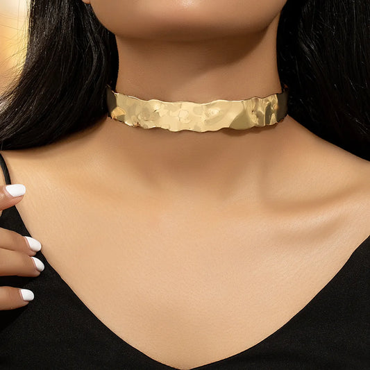 Hip-Hop Punk Irregular Solid Color Alloy Plating White Gold Plated Women'S Choker