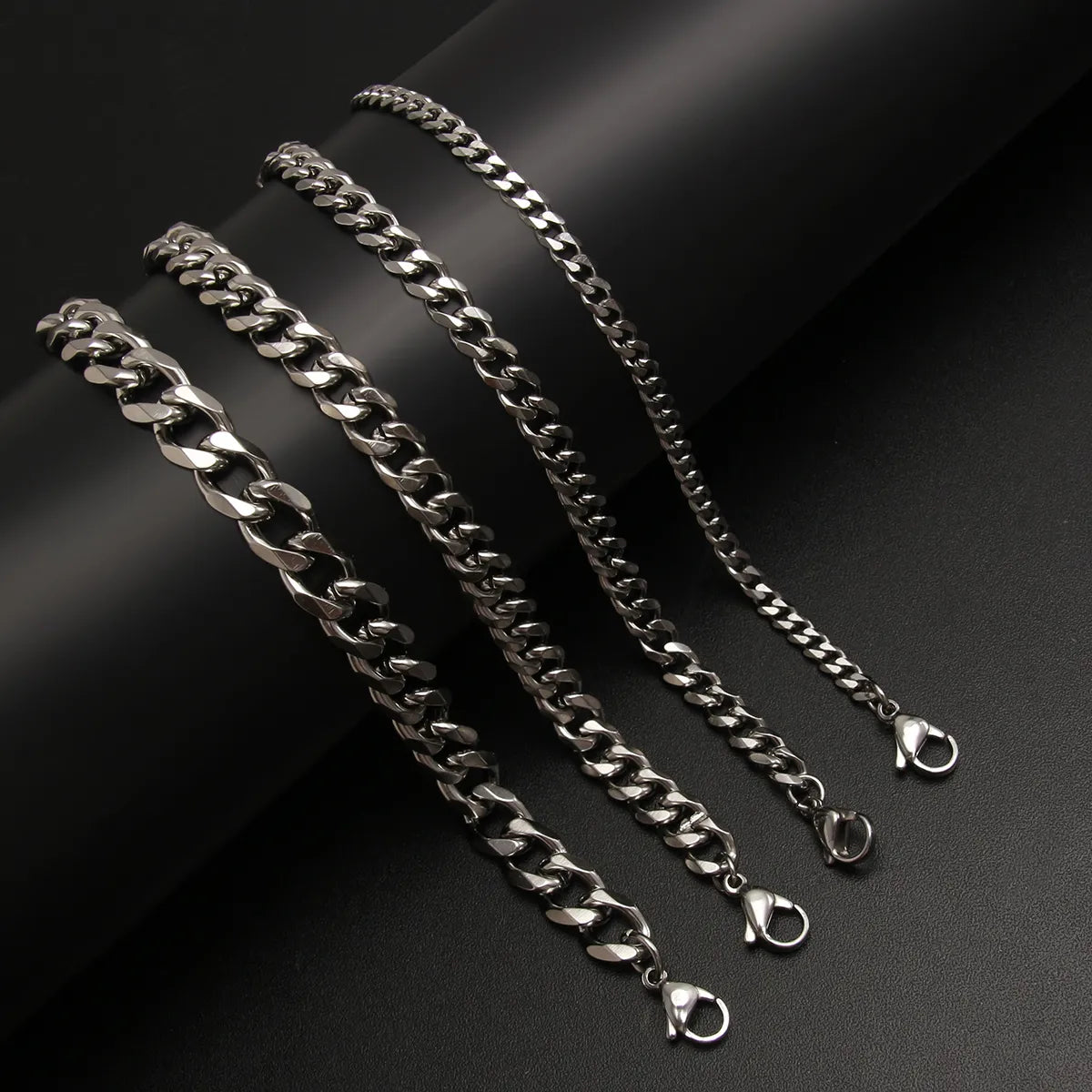 Hip-hop Punk Solid Color Stainless Steel Plating Bracelets