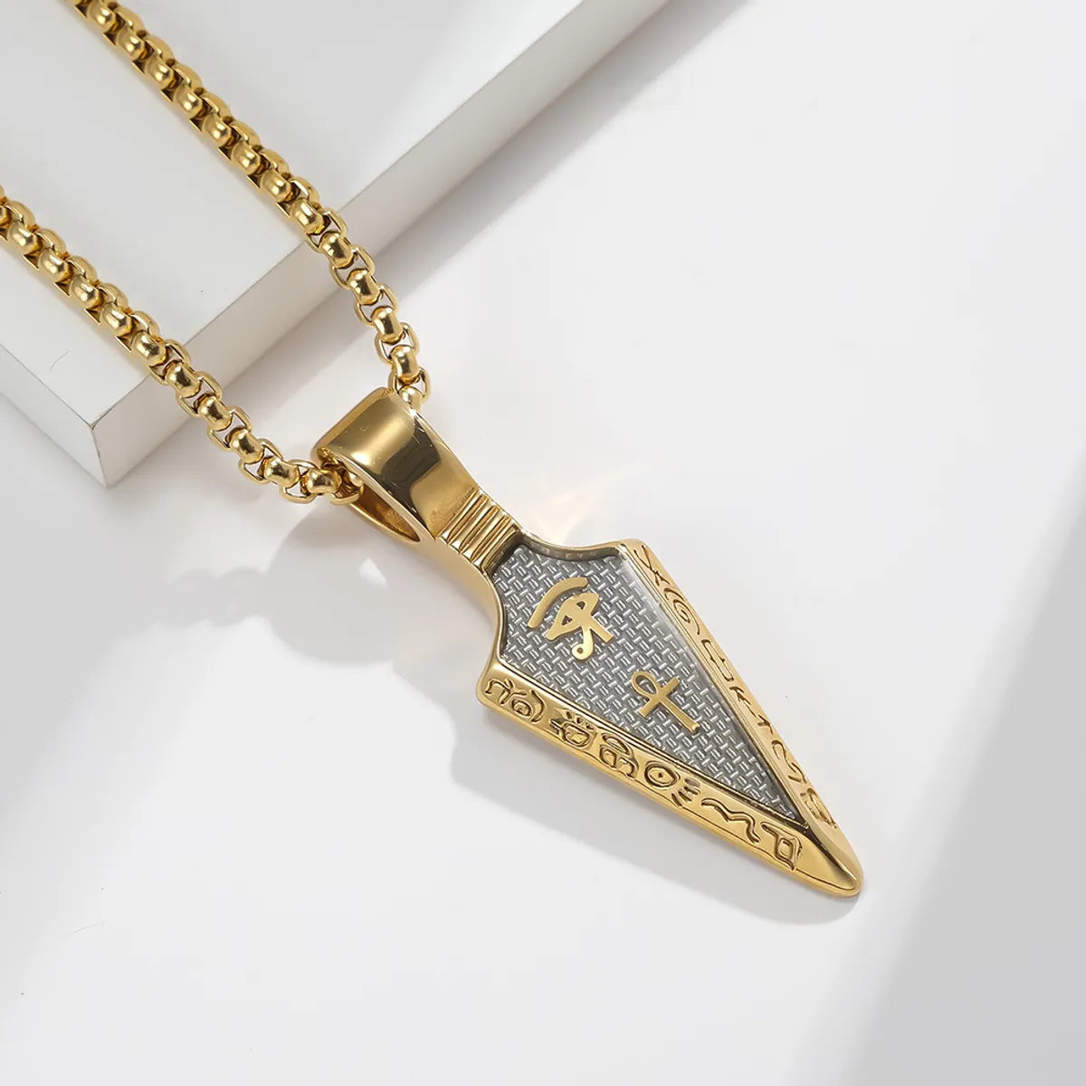 Hip-Hop Retro Box 304 Stainless Steel Plating Inlay Rhinestones 18K Gold Plated Men'S Pendant Necklace