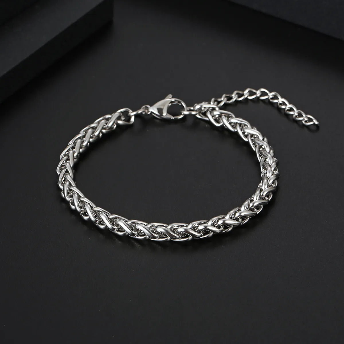 Hip-Hop Retro Classic Style Solid Color 304 Stainless Steel Polishing Chain Men'S Bracelets