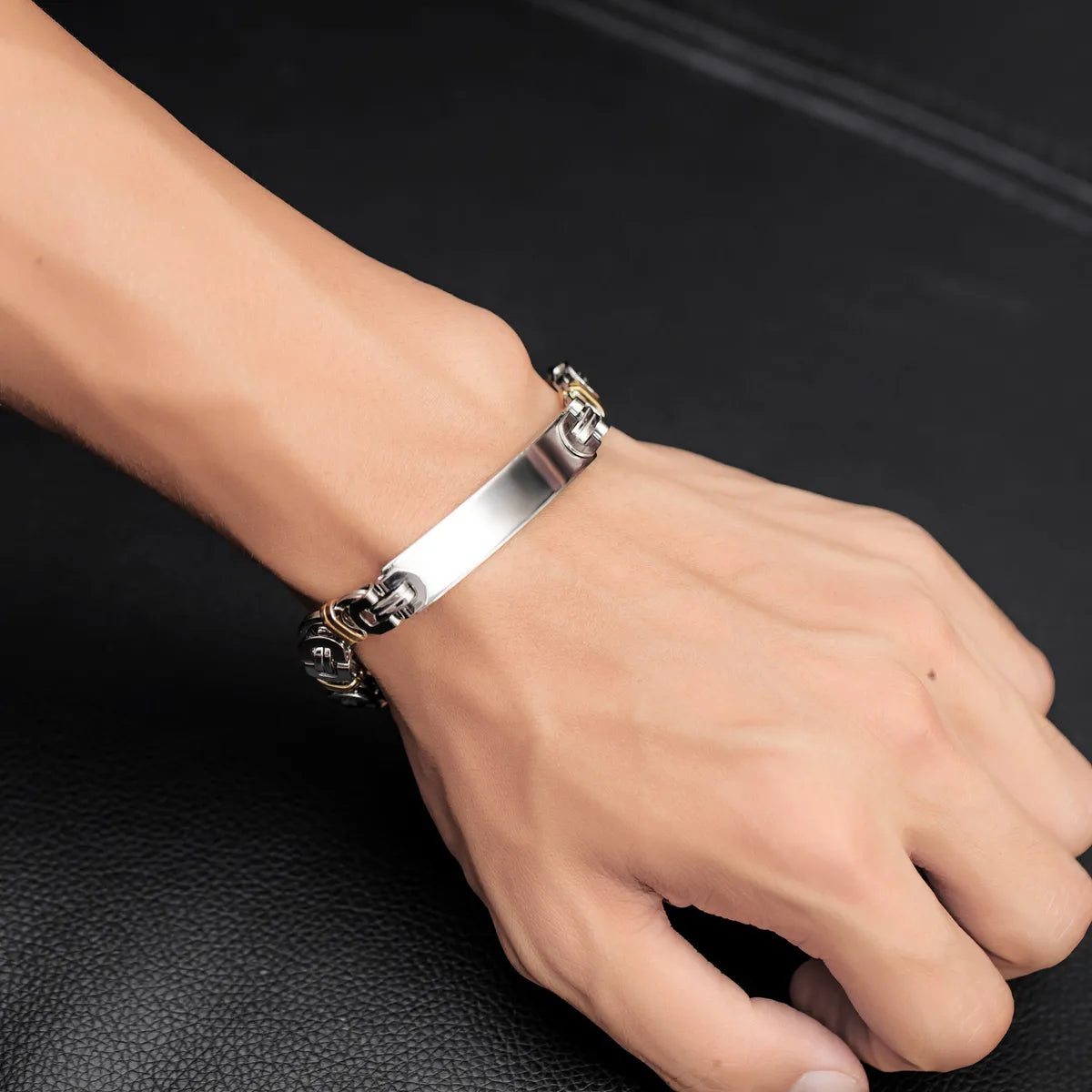 Hip-Hop Retro Color Block Titanium Steel Plating Men'S Bracelets