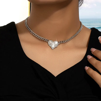 Hip-hop Retro Commute Heart Shape Alloy Inlay Rhinestones Women's Necklace