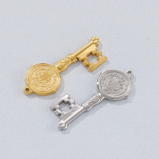 1 Piece Stainless Steel 18K Gold Plated Key Pendant