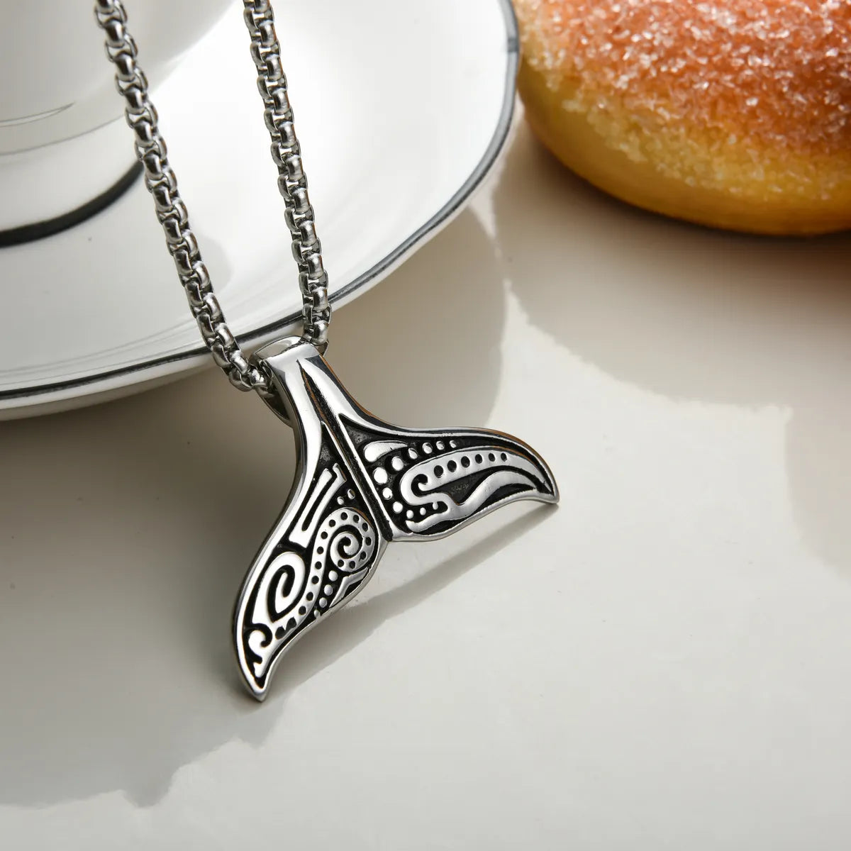 Hip-Hop Retro Fish Tail Stainless Steel Men'S Pendant Necklace