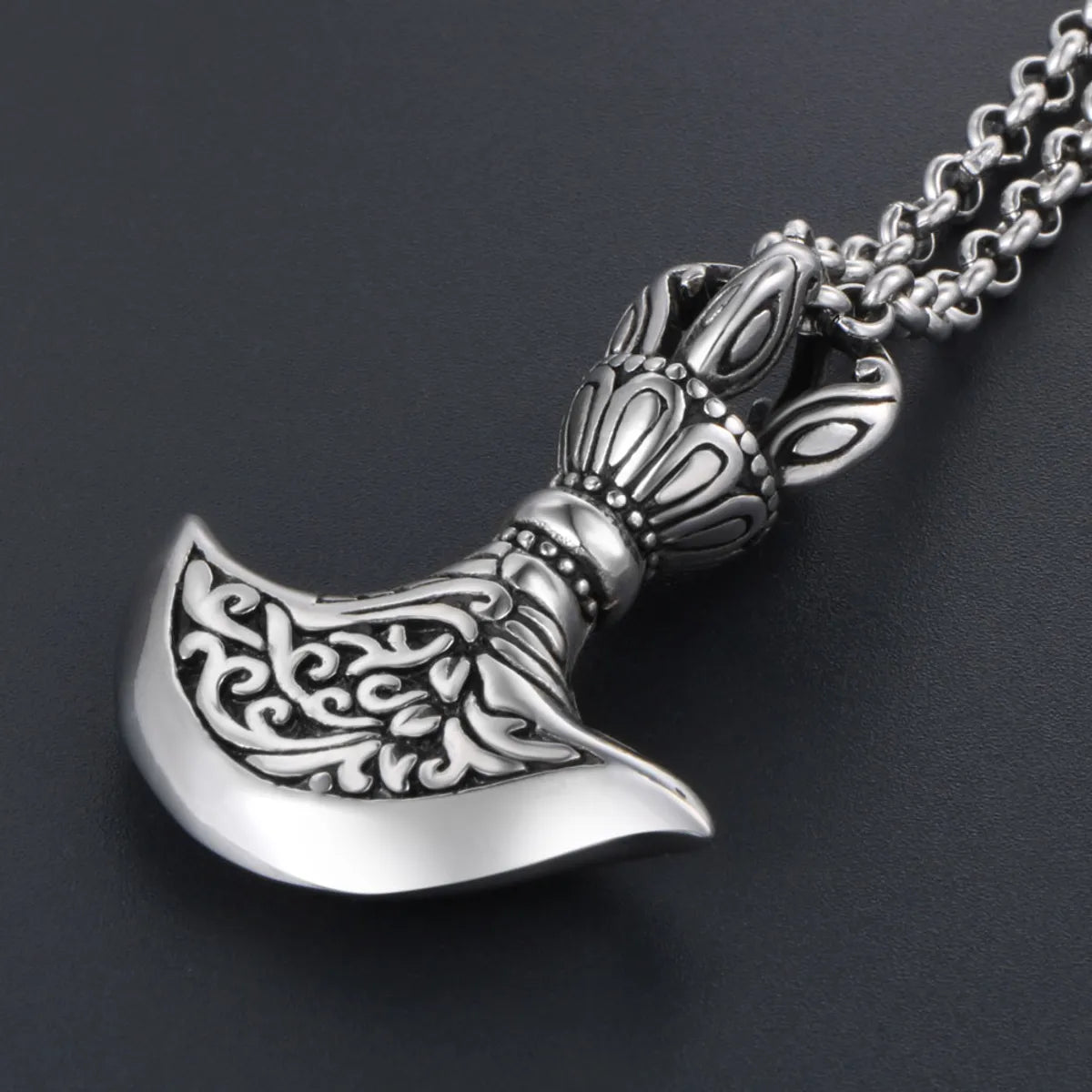 Hip-Hop Retro Punk Axe Monogram 304 Stainless Steel Polishing Men'S Pendant Necklace