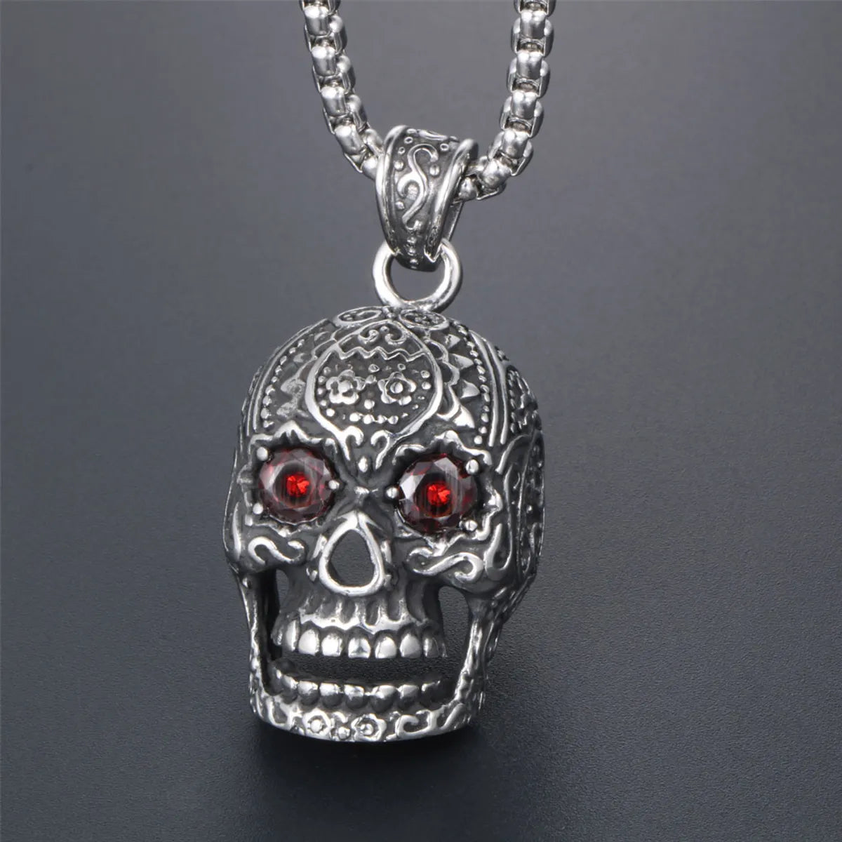 Hip-Hop Retro Punk Skull 304 Stainless Steel Polishing Inlay Rhinestones Men'S Pendant Necklace