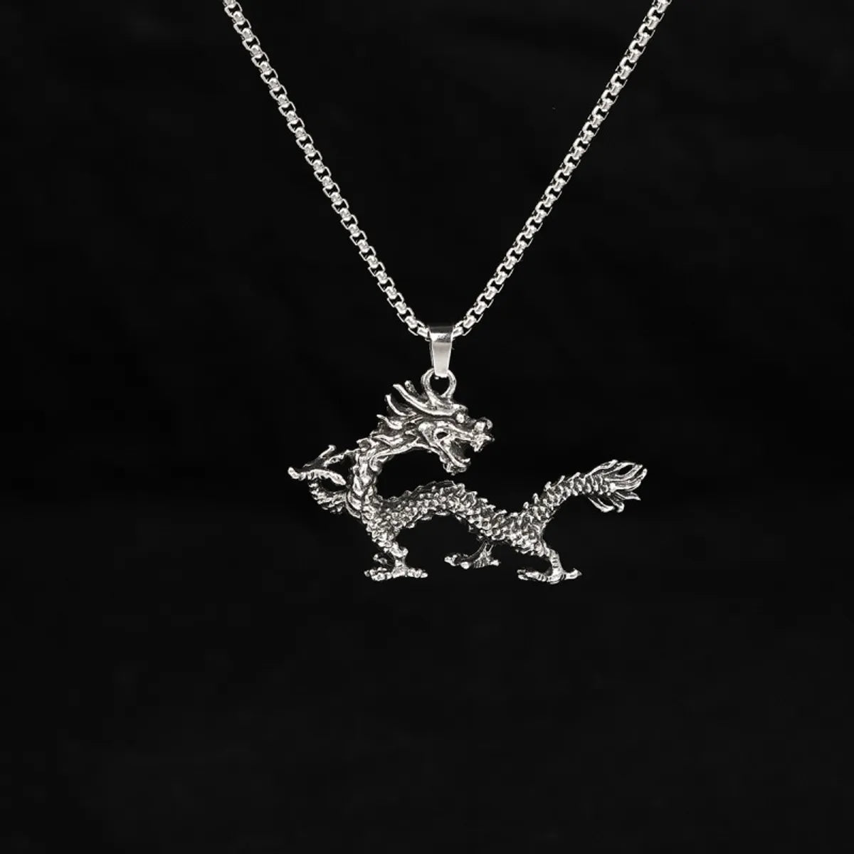 Hip-Hop Retro Rock Dragon Titanium Steel Chain Men'S Pendant Necklace