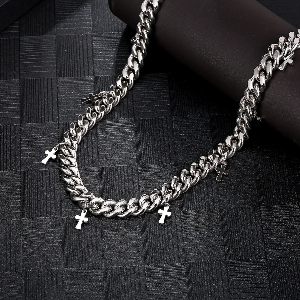 Hip-hop Retro Solid Color Stainless Steel Necklace