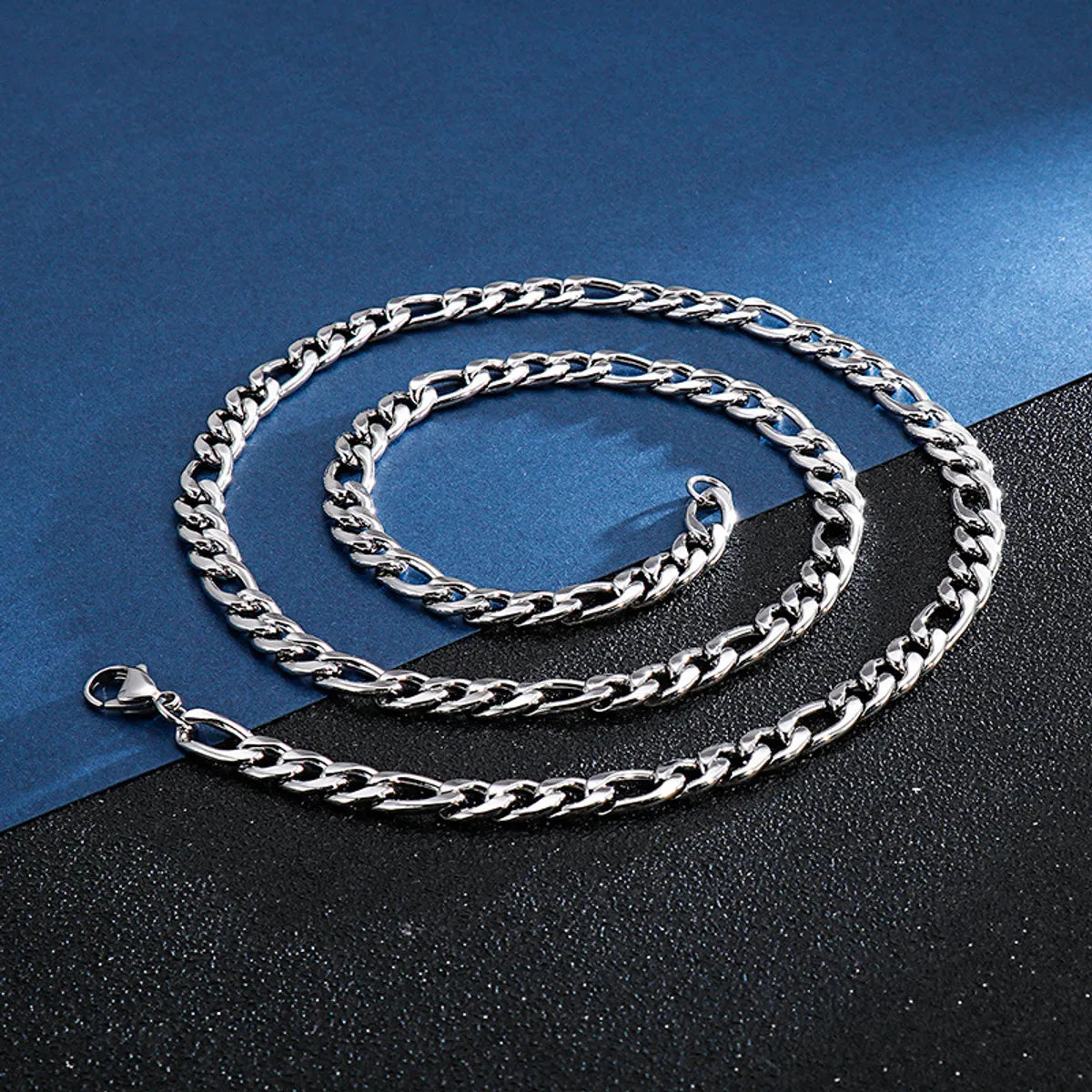 Hip-Hop Retro Solid Color Titanium Steel Chain Men'S Necklace