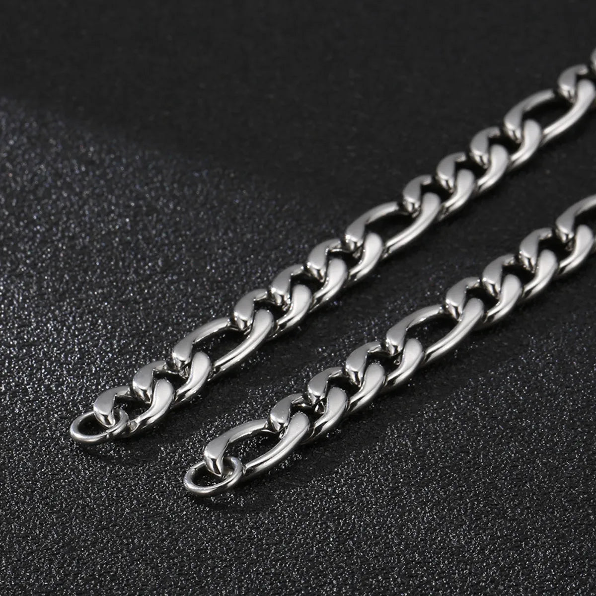 Hip-Hop Retro Solid Color Titanium Steel Men'S Bracelets