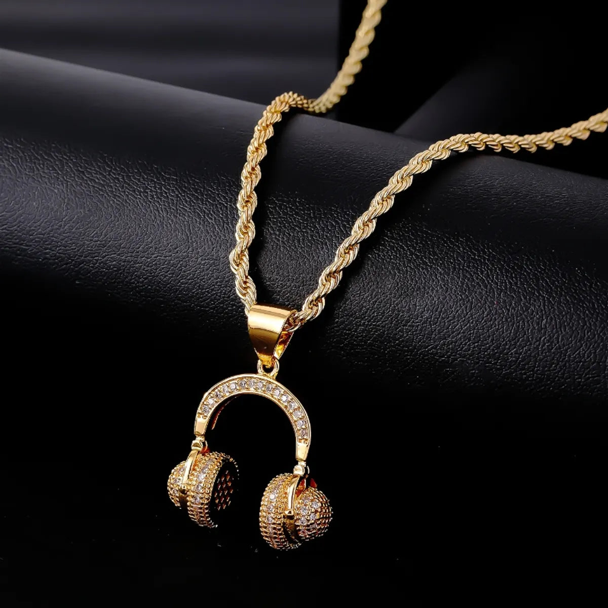 Hip-Hop Rock Earphones 304 Stainless Steel Copper Plating Inlay Rhinestones K Gold Plated Men'S Necklace Pendant