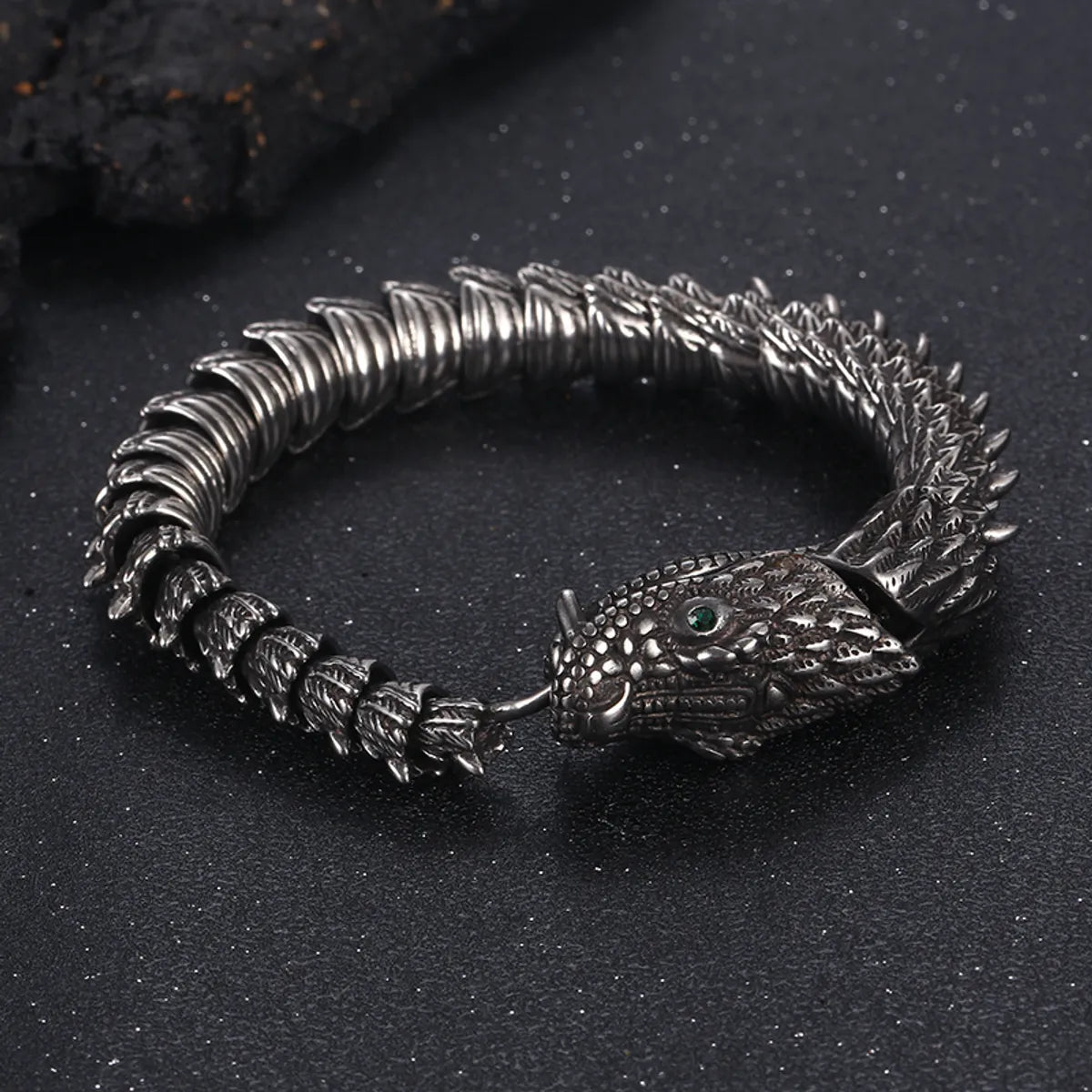 Hip-hop Rock Solid Color Dragon Stainless Steel Plating Bracelets