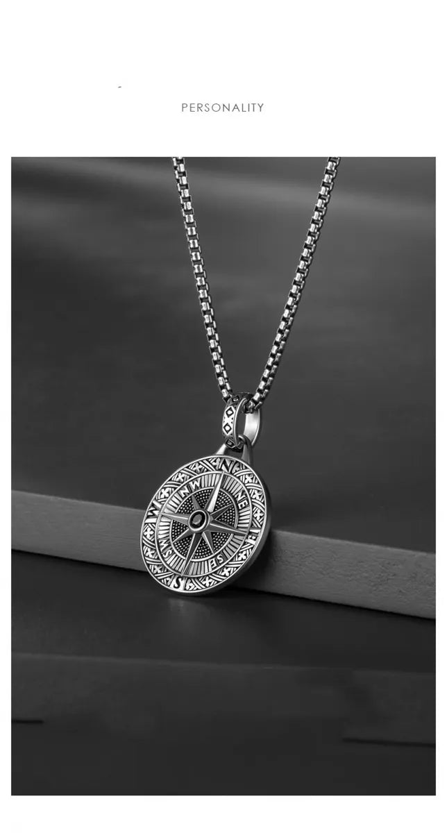 Hip-Hop Rock Streetwear Oval Alloy Plating Men'S Pendant Necklace Sweater Chain